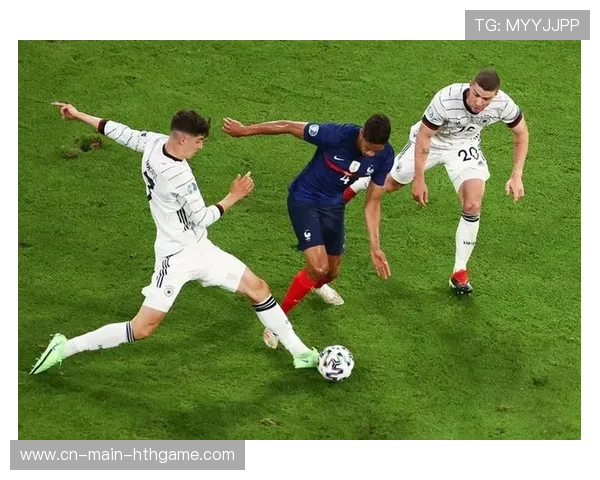 瓦拉内解围失误造成丢球：意外一瞬，影响一场比赛